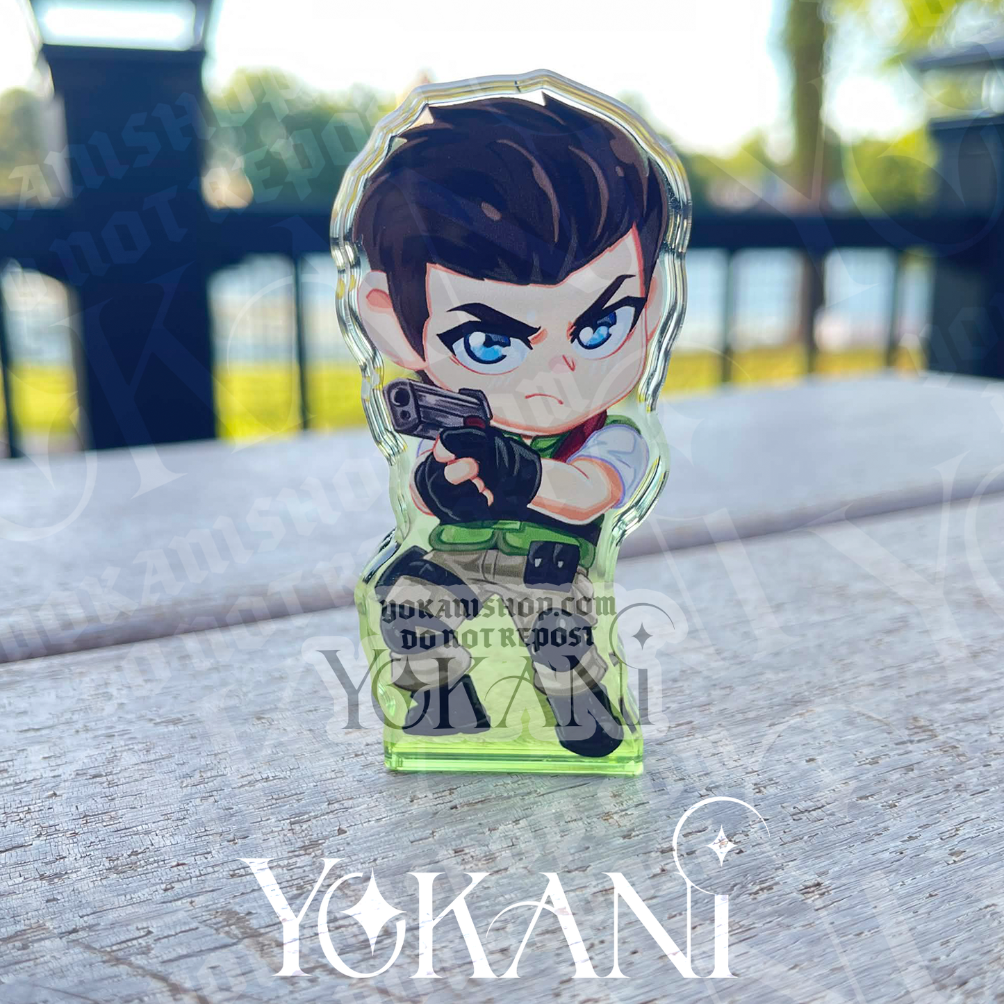 RESIDENT EVIL Desk Buddy Acrylic Standee